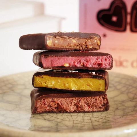 4 Nussbutter-Pralinen «limitierte Valentinsedition» - Cosmic Dealer