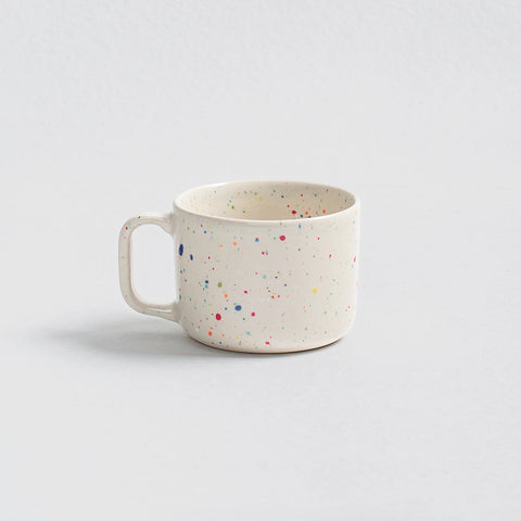 Steinzeug Tasse «New Party - Weiss» 240ml - Egg Back Home