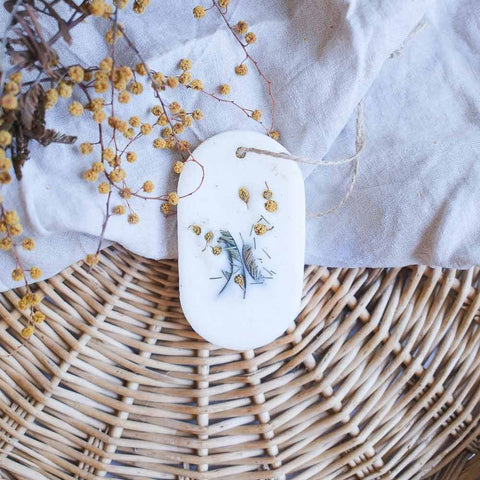 Wardrobe Freshener and Scented Wax "Mimosa Scent" - Leaves & Co