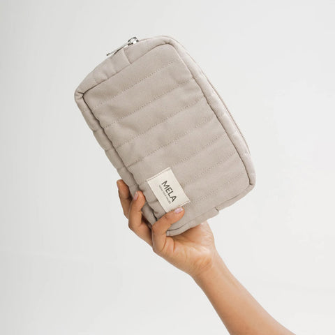 Padded toiletry bag "Paveen" small - MELA WEAR