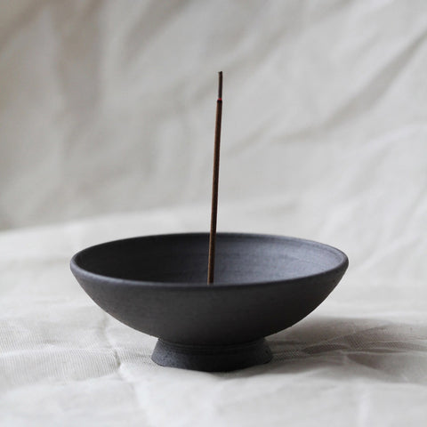 Terracotta incense bowl «Mineral Purple» - Ume Incense