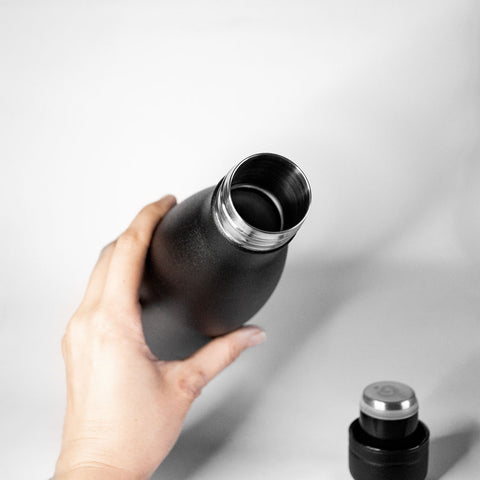 Wiederverwendbare Isolierflasche schwarz - Qwetch