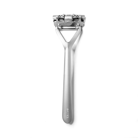 Movable head razor - Leaf Shave